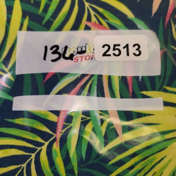 Lands End Womens Tropical Leaf Print T-Shirt XL Green/Yellow Short Sleeve 2513 - Picture 6 of 6